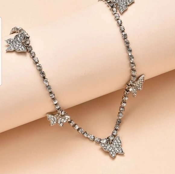 *Pamela* Silver Butterfly Necklace - Picture 3 of 3